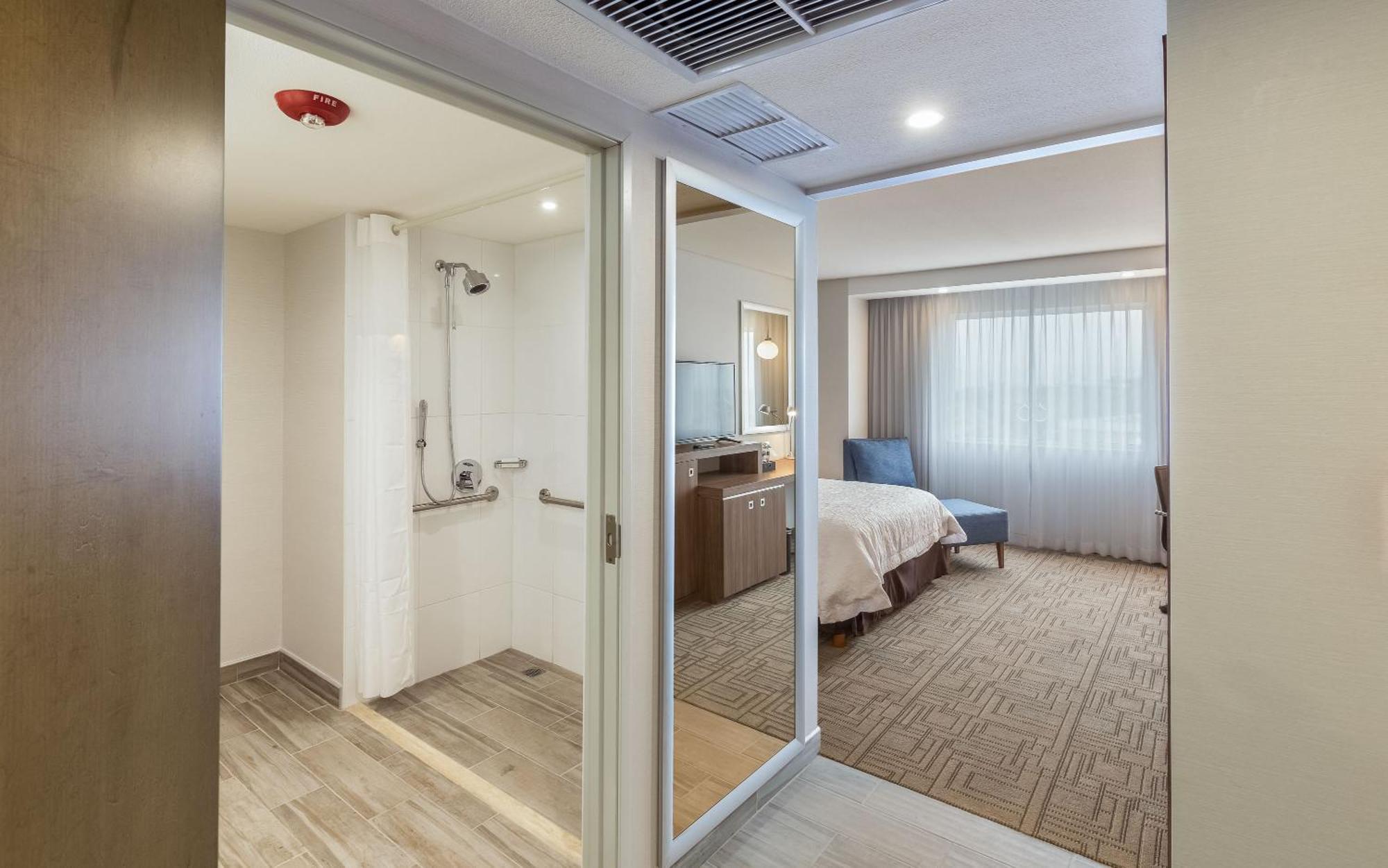 Hampton Inn By Hilton Тихуана Екстериор снимка